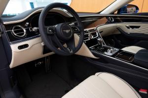 Bentley Flying Spur First Edition 2020 года  (UAE)